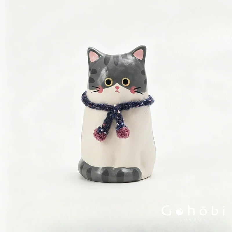 Gohobi Cute Cat Ceramic Vase – Handmade Jingdezhen Ikebana Flower Vase