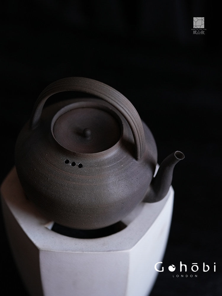 [賦山敘 x Gohobi] Gohobi Old Rock Clay Teapot with Lifting Beam – Chaoshan Gongfu Tea Kettle for Open Flame