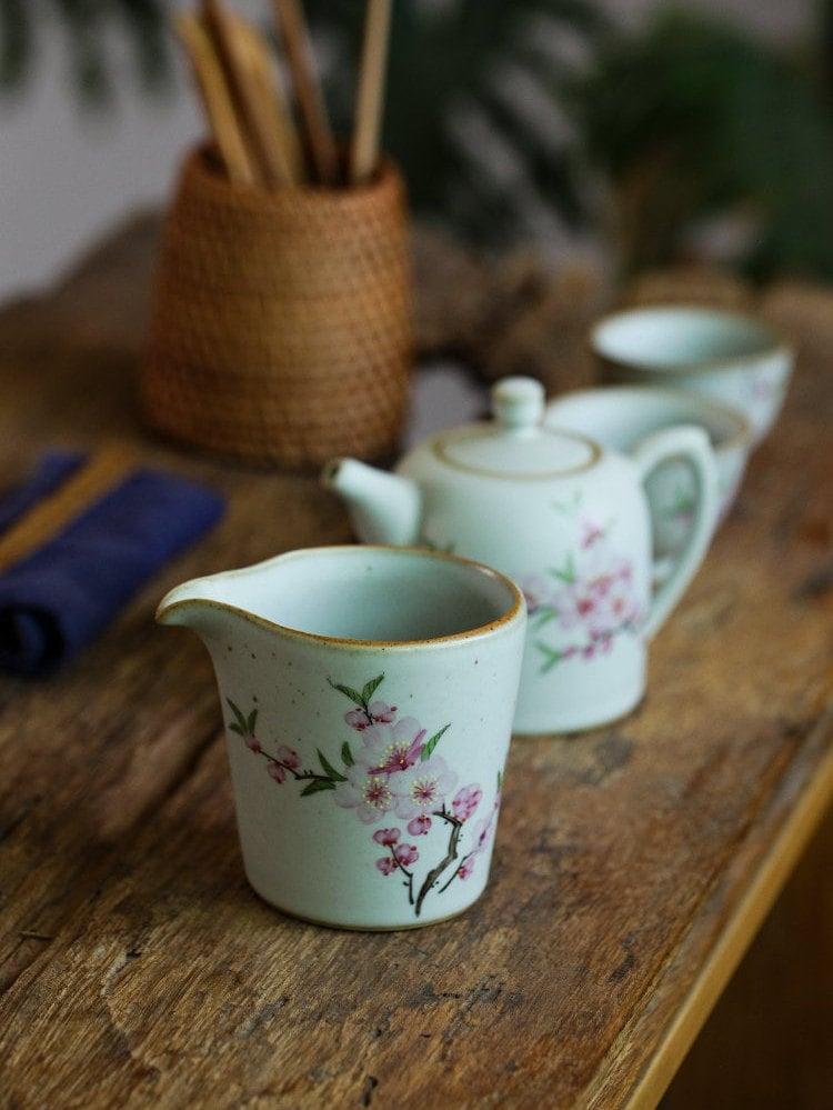 Gohobi Hand-painted Peach blossom Fair cup Ceramic Chinese Gongfu tea Kung fu tea Japanese Chado Tea pitchers