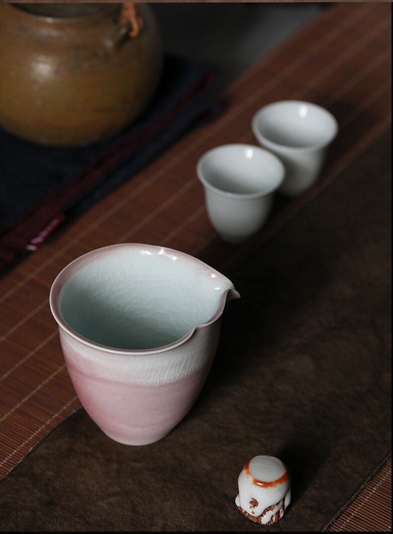 Gohobi Handmade Pink Tea pitcher/ Fair cup, Hand painted, vintage, high quality, Rustic, Minimalistic Japanese Tea [Pink Glazed collection]