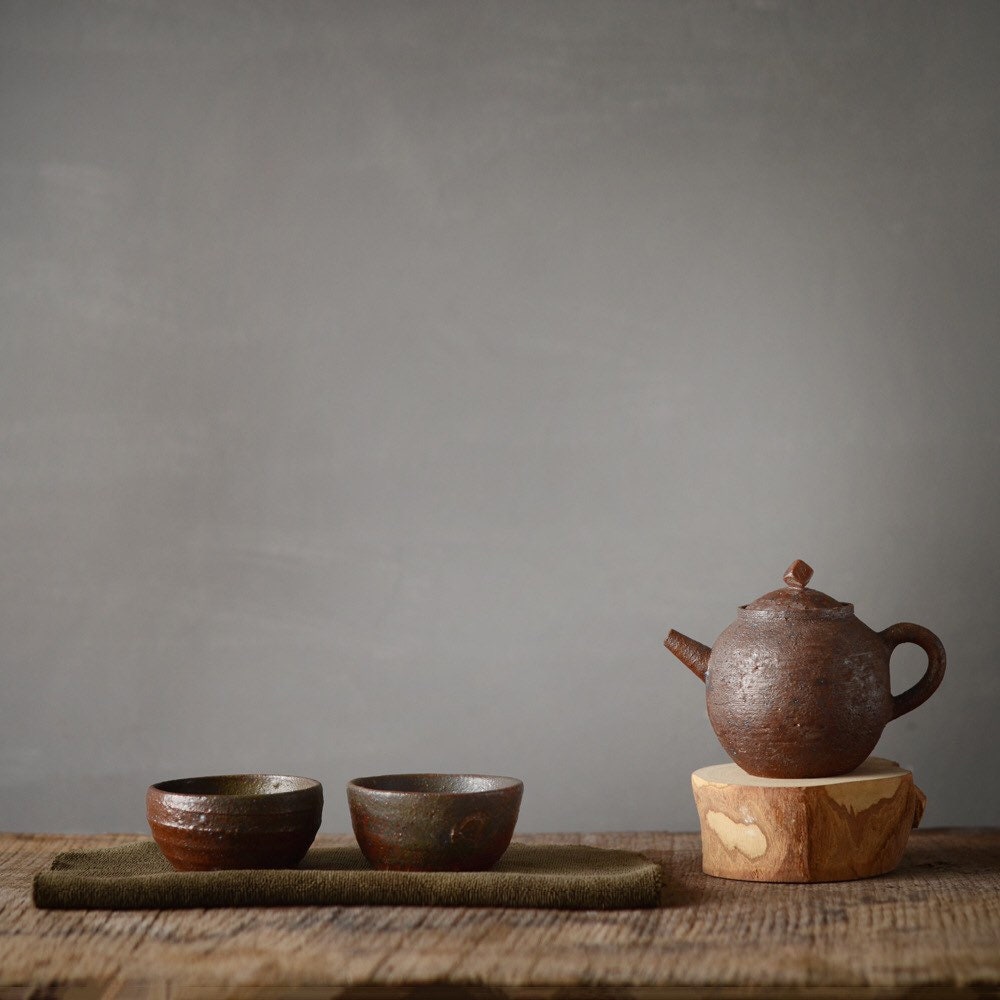Gohobi  Handmade ceramic tea cup Chinese Gongfu tea Kung fu tea Japanese Teacup small green tea cup   [Old rock mud collection]